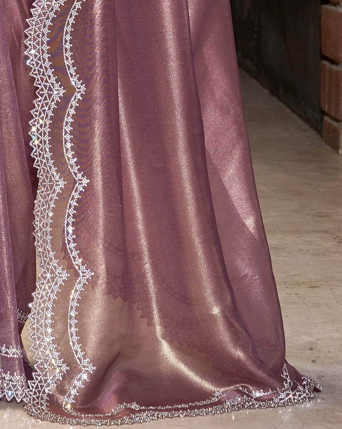 -1117Wx1400H-700446581-burgundy-MODEL5
